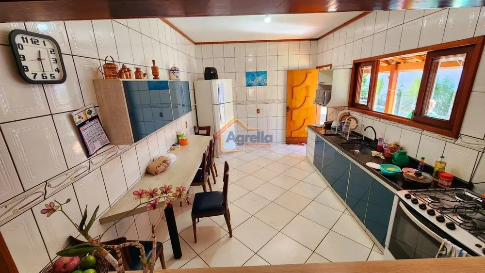 Casa, 3 quartos, 146 m² - Foto 3