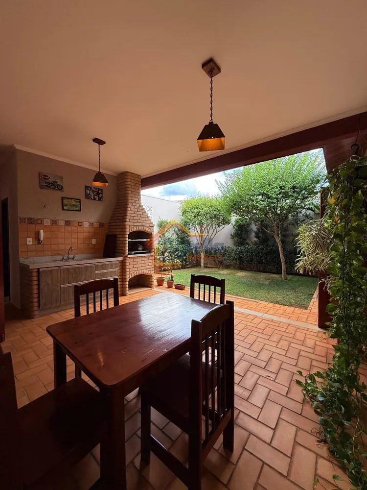 Casa, 3 quartos, 220 m² - Foto 7