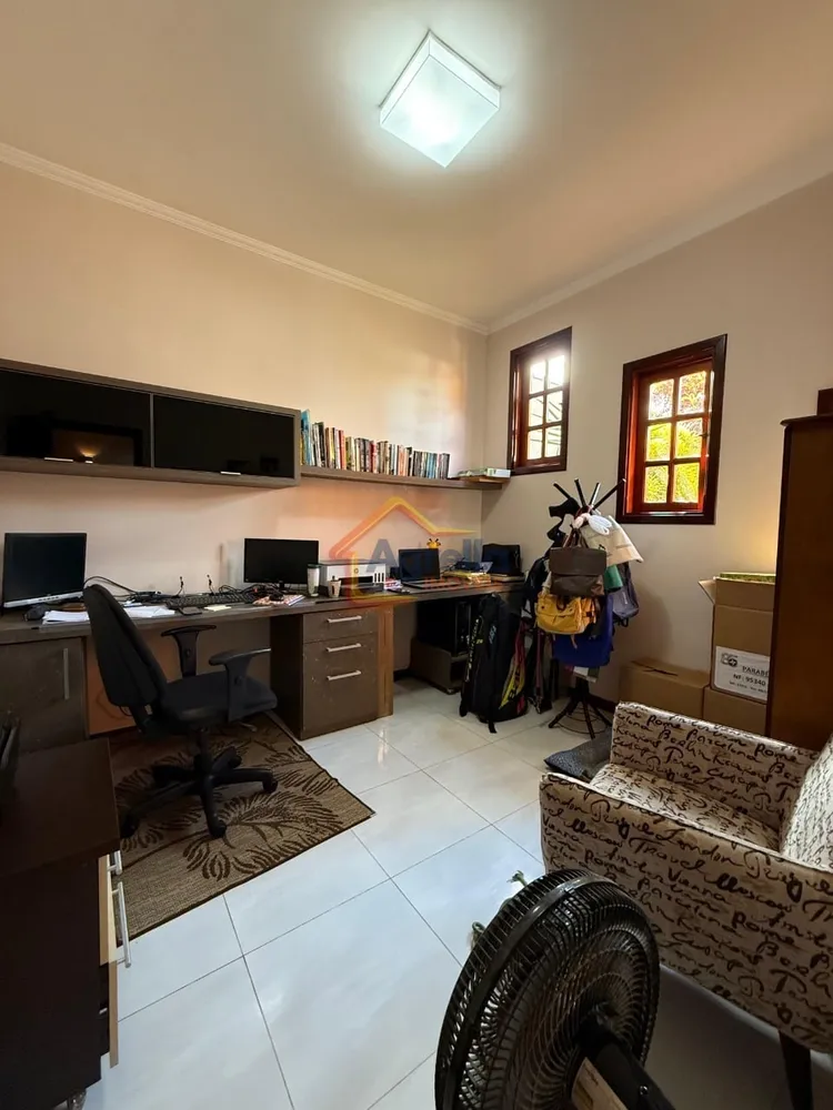 Casa, 3 quartos, 220 m² - Foto 6