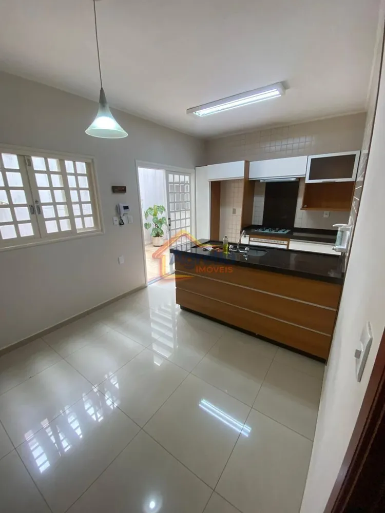Casa, 3 quartos, 409 m² - Foto 2