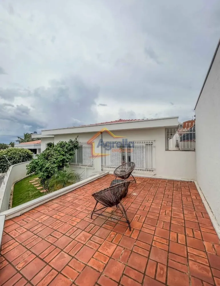 Casa, 3 quartos, 214 m² - Foto 1