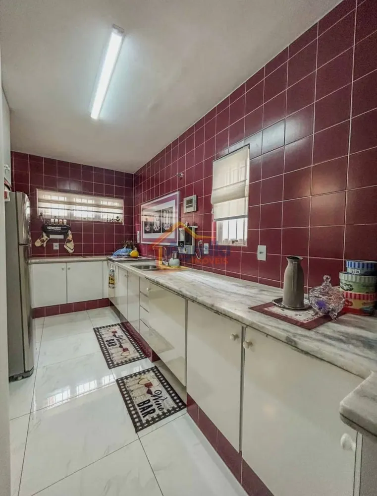 Casa, 3 quartos, 214 m² - Foto 8