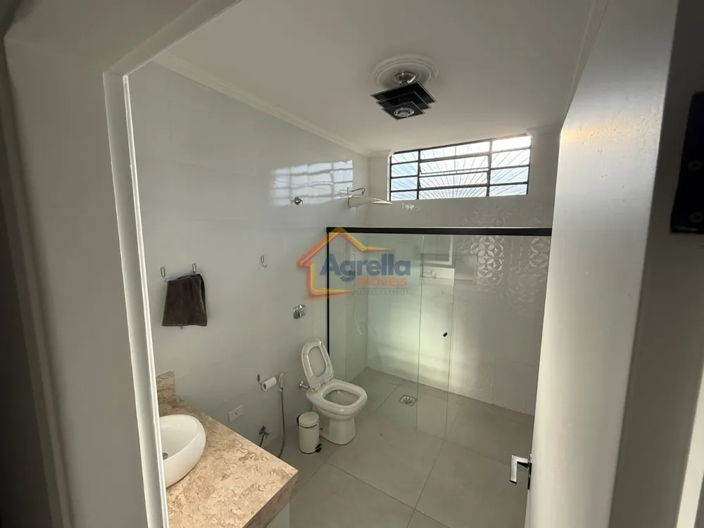 Casa, 3 quartos, 209 m² - Foto 1