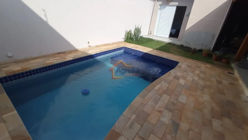 Casa, 3 quartos, 187 m² - Foto 2