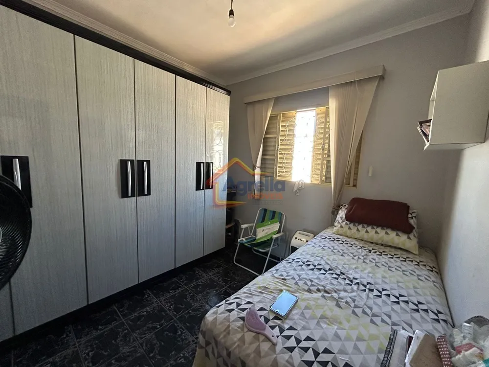 Casa, 3 quartos, 140 m² - Foto 3