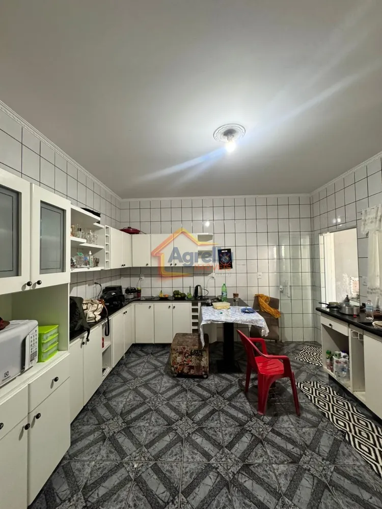 Casa, 2 quartos, 310 m² - Foto 2