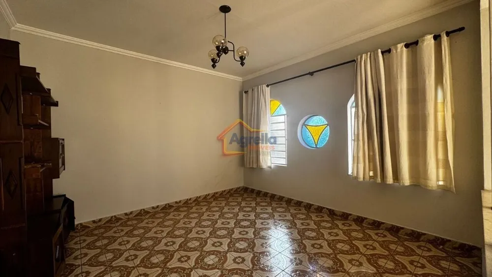 Casa, 3 quartos, 152 m² - Foto 1
