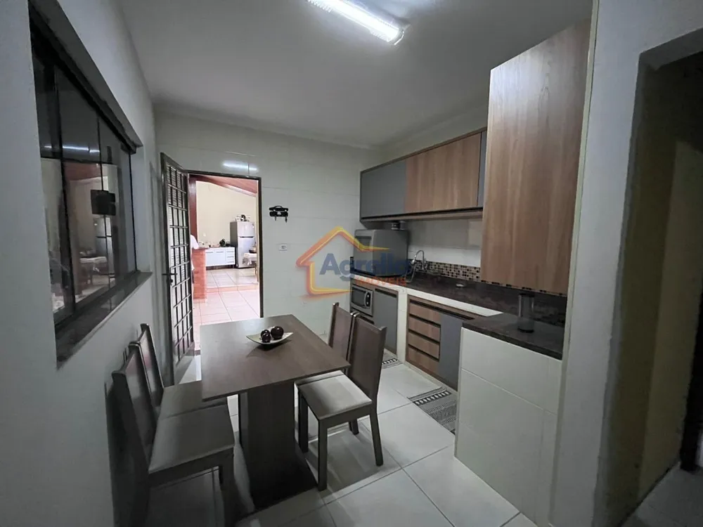 Casa, 3 quartos, 233 m² - Foto 7