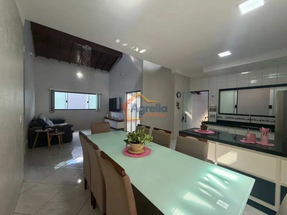 Casa, 2 quartos, 168 m² - Foto 1