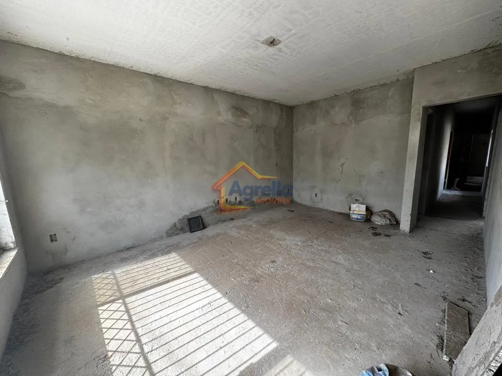 Casa, 3 quartos, 197 m² - Foto 1