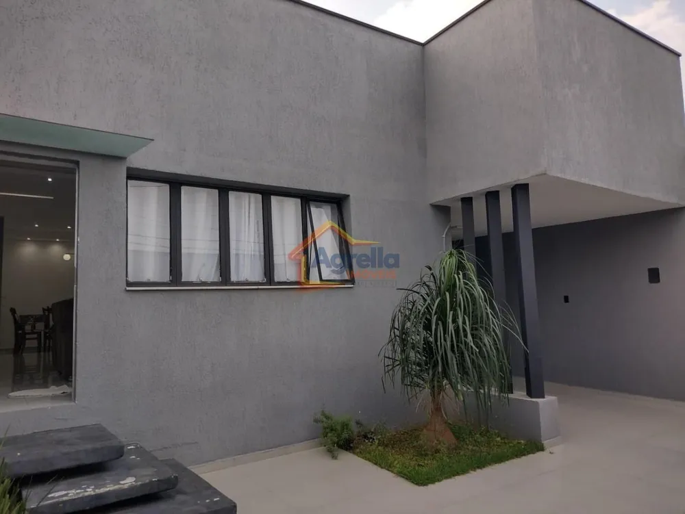 Casa, 4 quartos, 170 m² - Foto 1