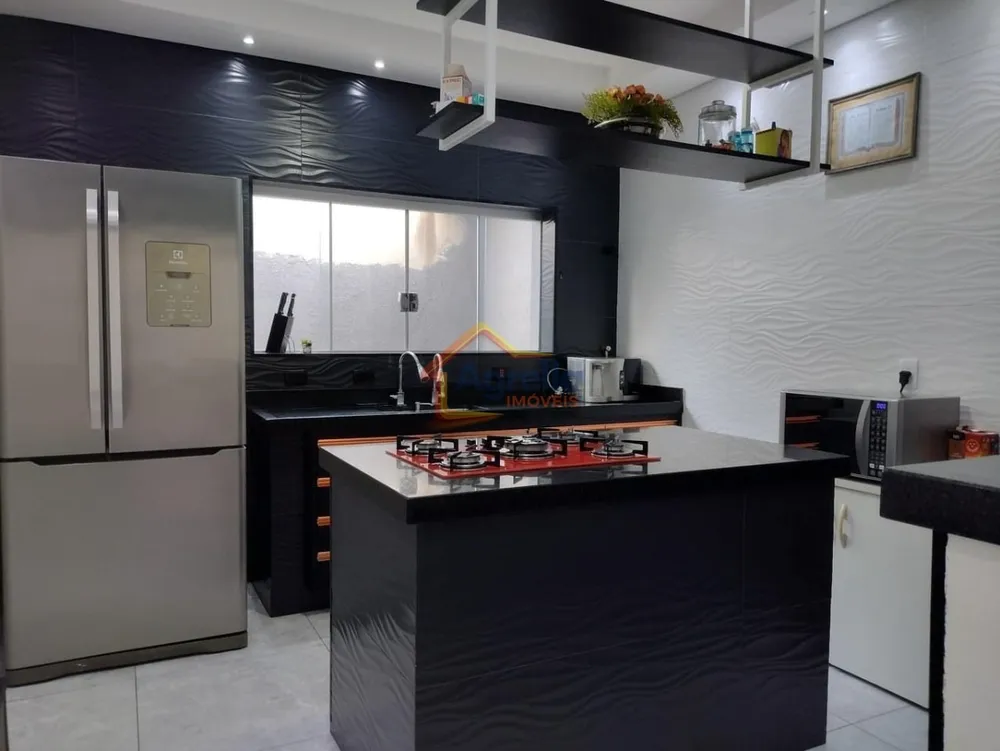 Casa, 4 quartos, 170 m² - Foto 4
