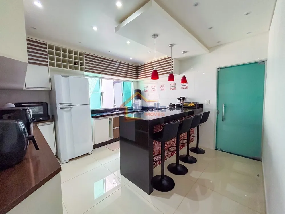 Casa, 3 quartos, 128 m² - Foto 2