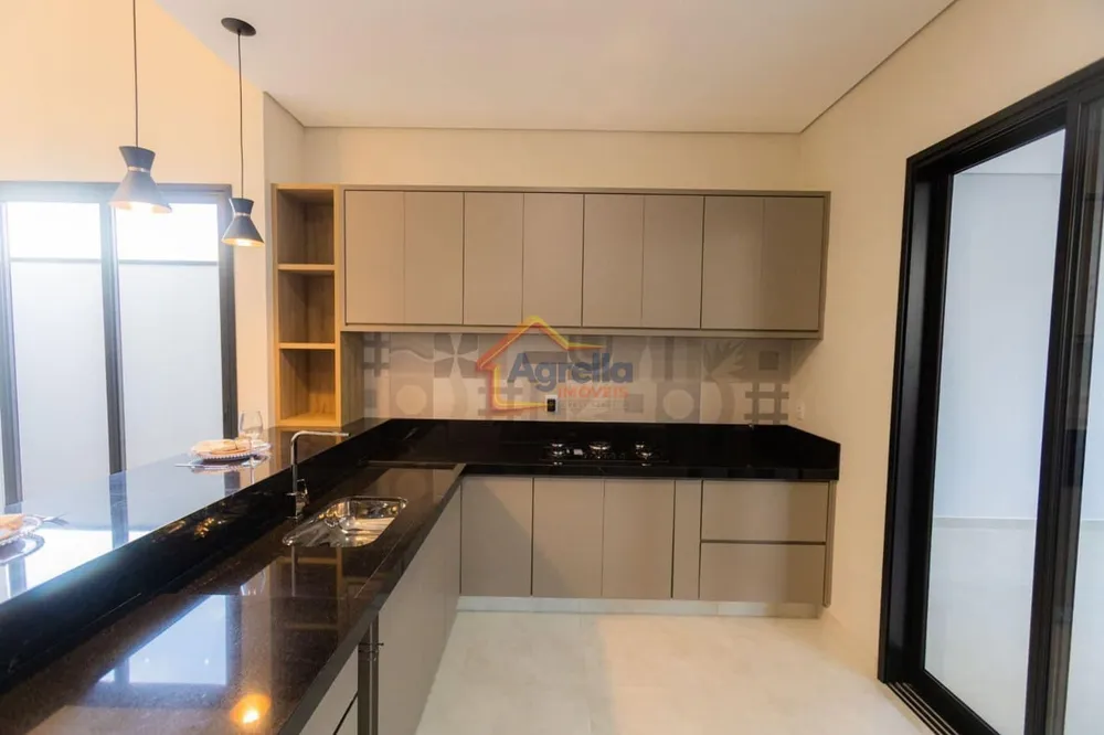 Casa, 3 quartos, 194 m² - Foto 4