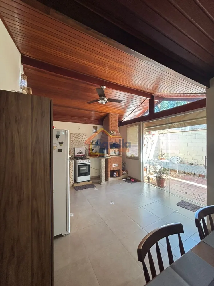 Casa, 3 quartos, 125 m² - Foto 2