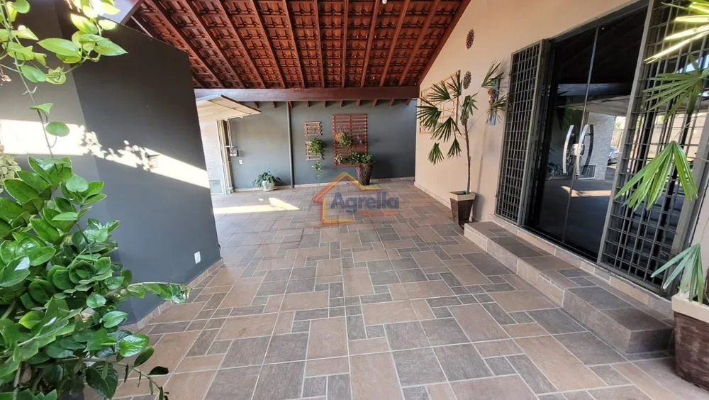 Casa, 3 quartos, 264 m² - Foto 4