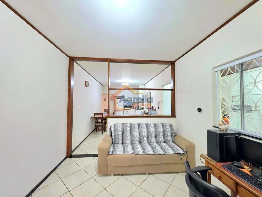 Casa, 3 quartos, 194 m² - Foto 4