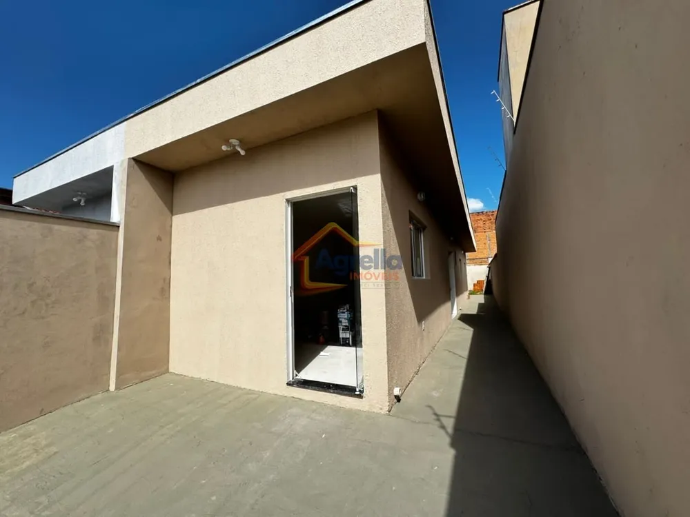 Casa, 2 quartos, 175 m² - Foto 1