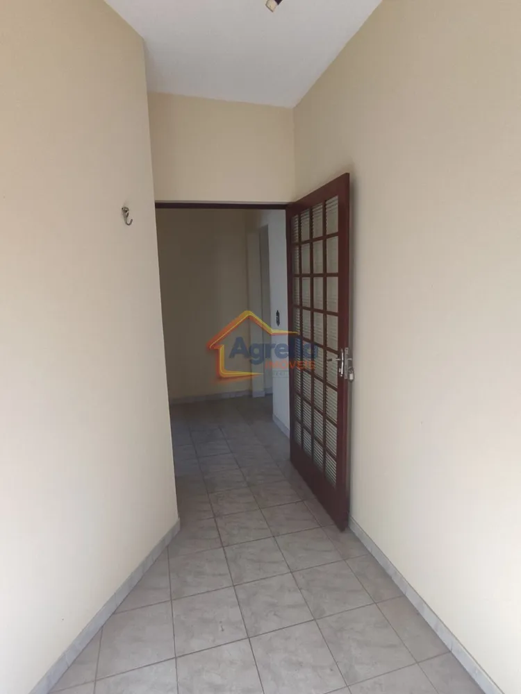 Casa, 3 quartos, 202 m² - Foto 8