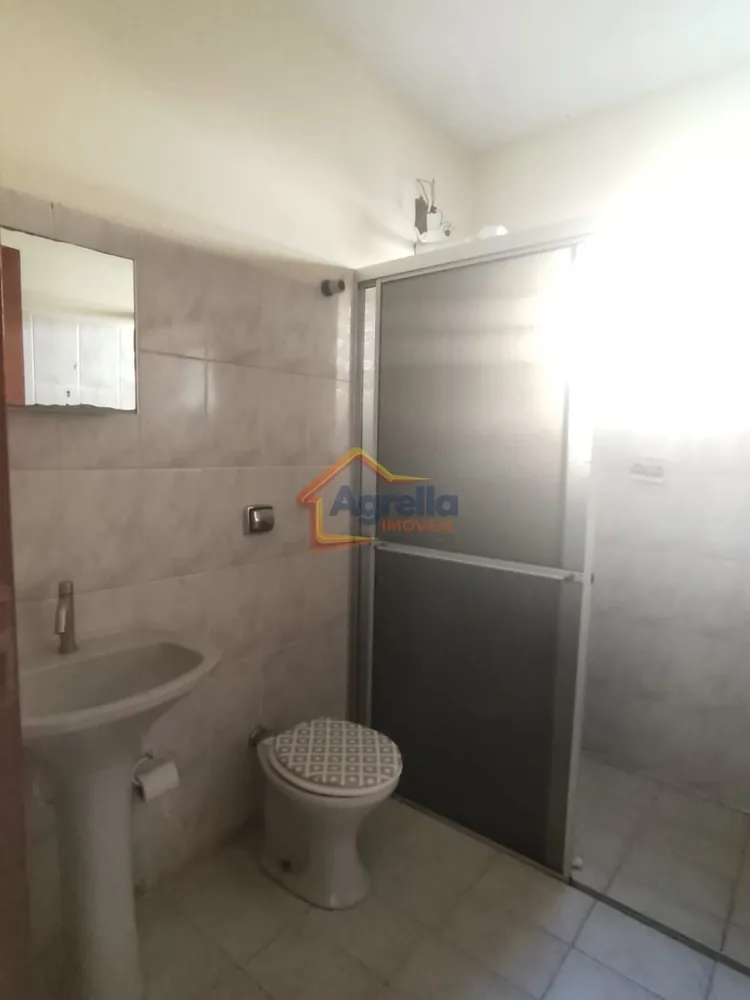 Casa, 3 quartos, 202 m² - Foto 2