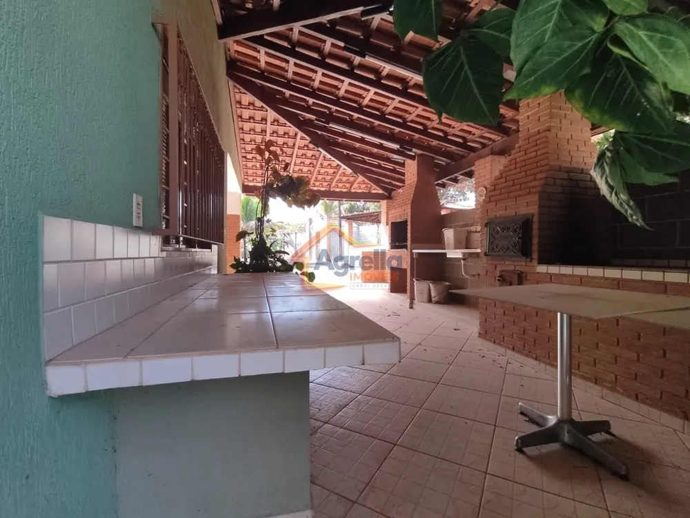Chácara, 3 quartos, 219 m² - Foto 4