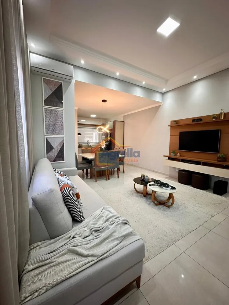 Casa, 3 quartos, 105 m² - Foto 1