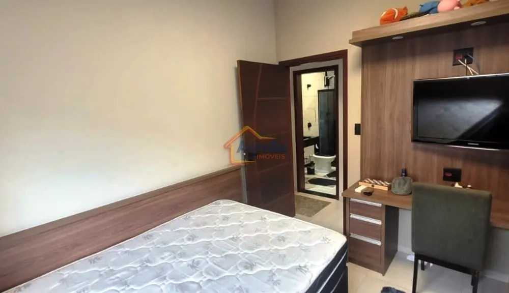 Casa, 3 quartos, 250 m² - Foto 4