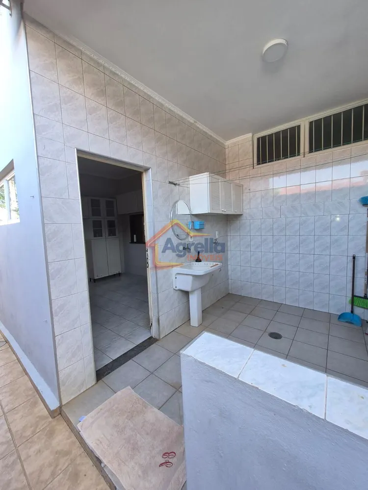Casa, 3 quartos, 250 m² - Foto 4