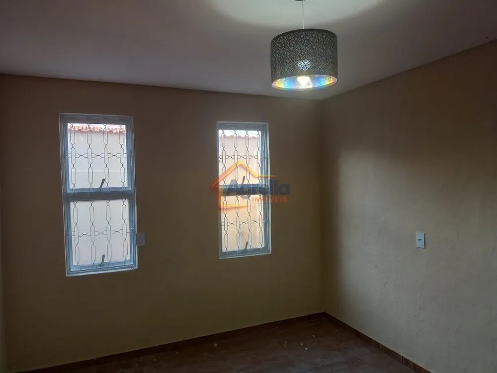 Casa, 3 quartos, 90 m² - Foto 2