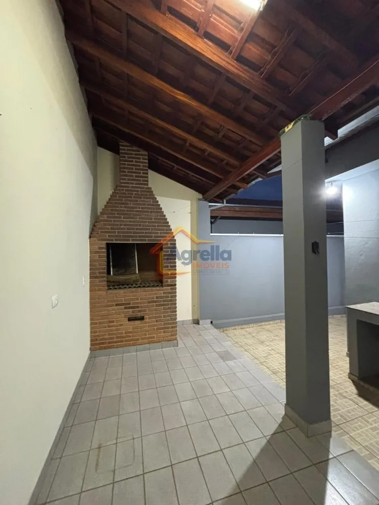 Casa, 3 quartos, 200 m² - Foto 8