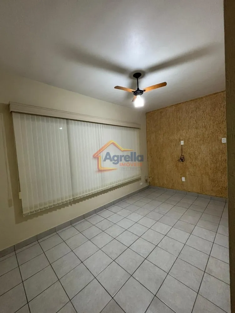 Casa, 3 quartos, 200 m² - Foto 3