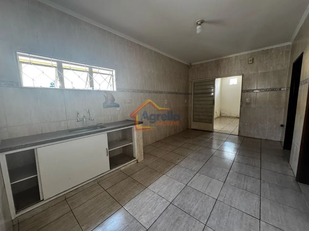 Casa, 3 quartos, 98 m² - Foto 2