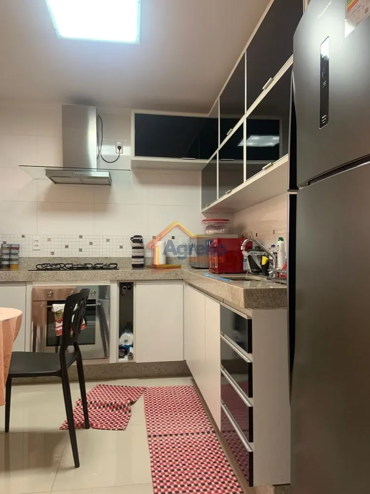 Apartamento, 3 quartos, 203 m² - Foto 2