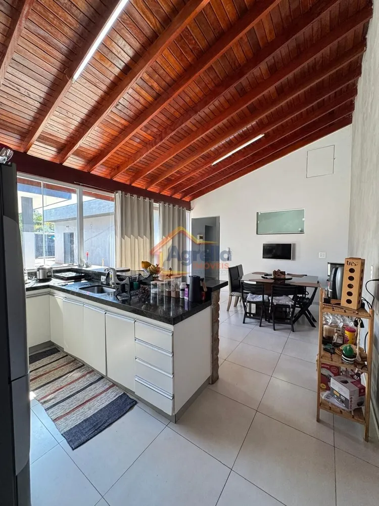 Casa, 3 quartos, 128 m² - Foto 3