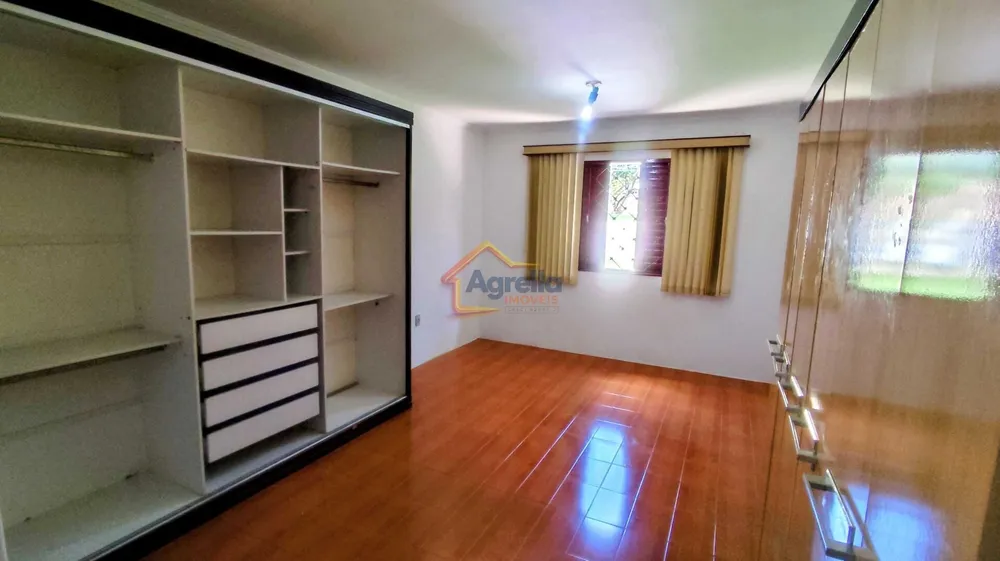 Chácara, 3 quartos, 1200 m² - Foto 2