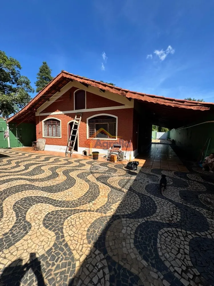 Chácara, 4 quartos, 1000 m² - Foto 1