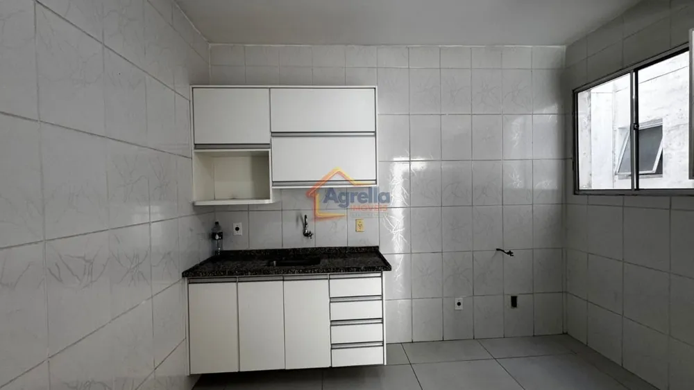 Apartamento, 3 quartos, 75 m² - Foto 2