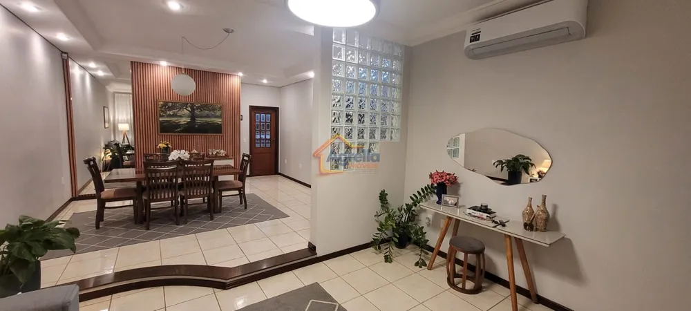 Casa, 3 quartos, 243 m² - Foto 5