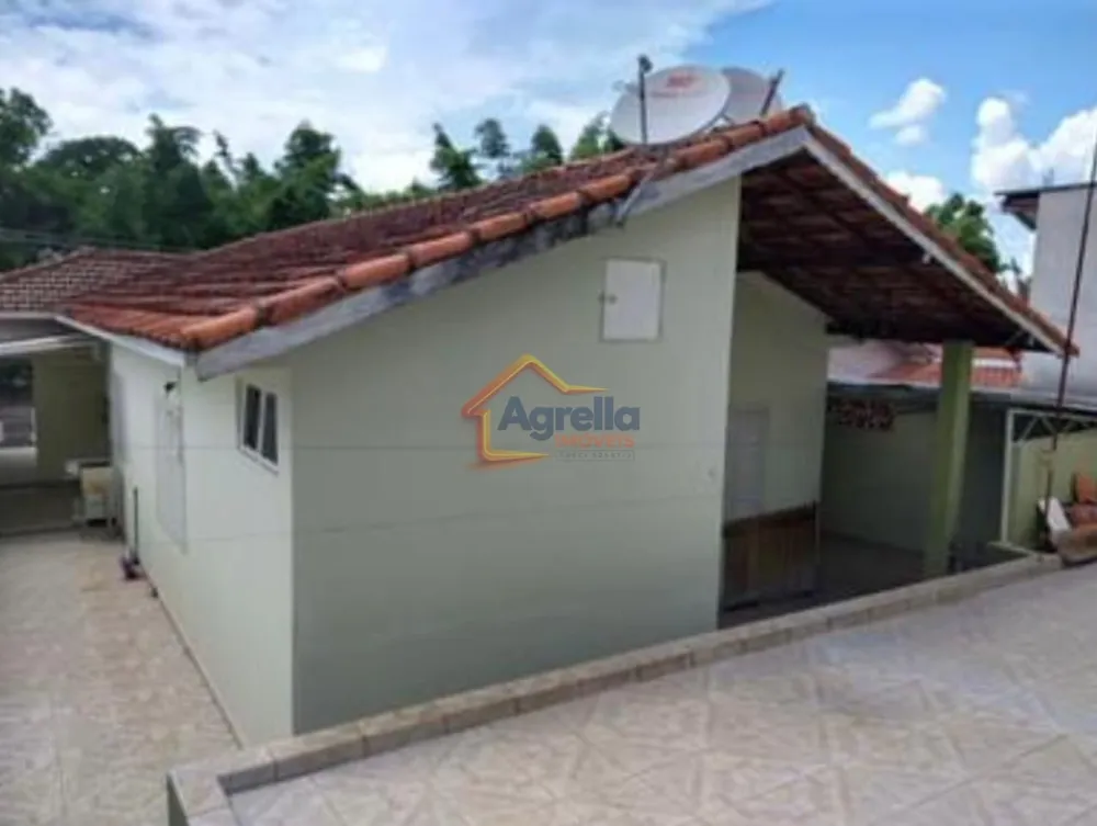 Casa, 4 quartos, 170 m² - Foto 1