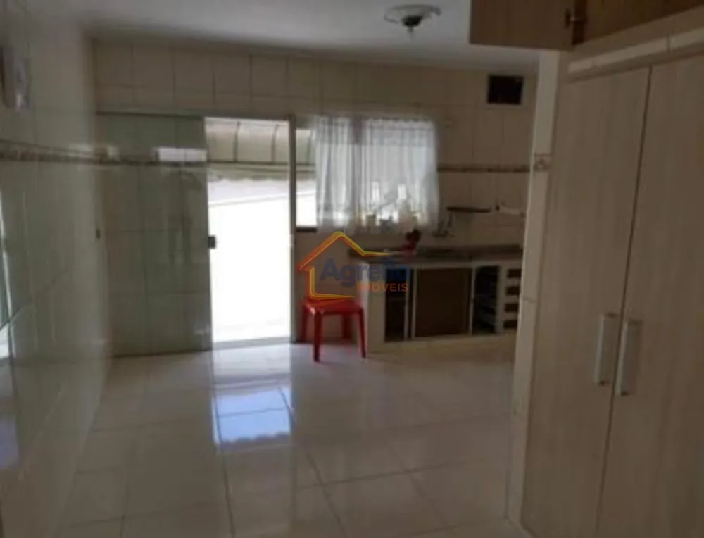 Casa, 4 quartos, 170 m² - Foto 2