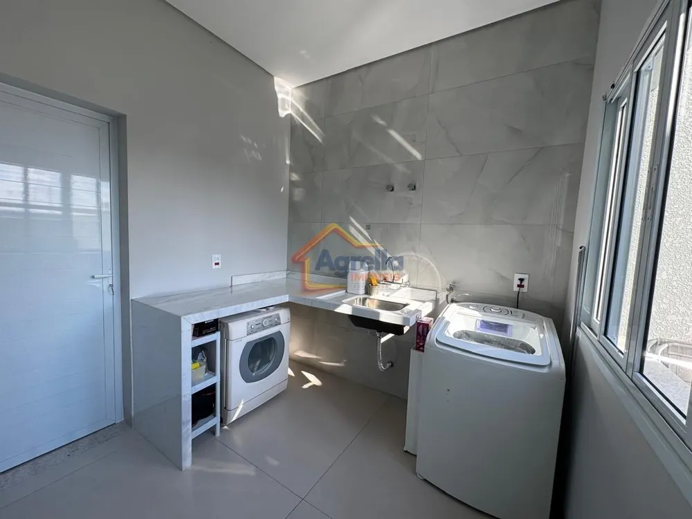 Casa, 3 quartos, 180 m² - Foto 3