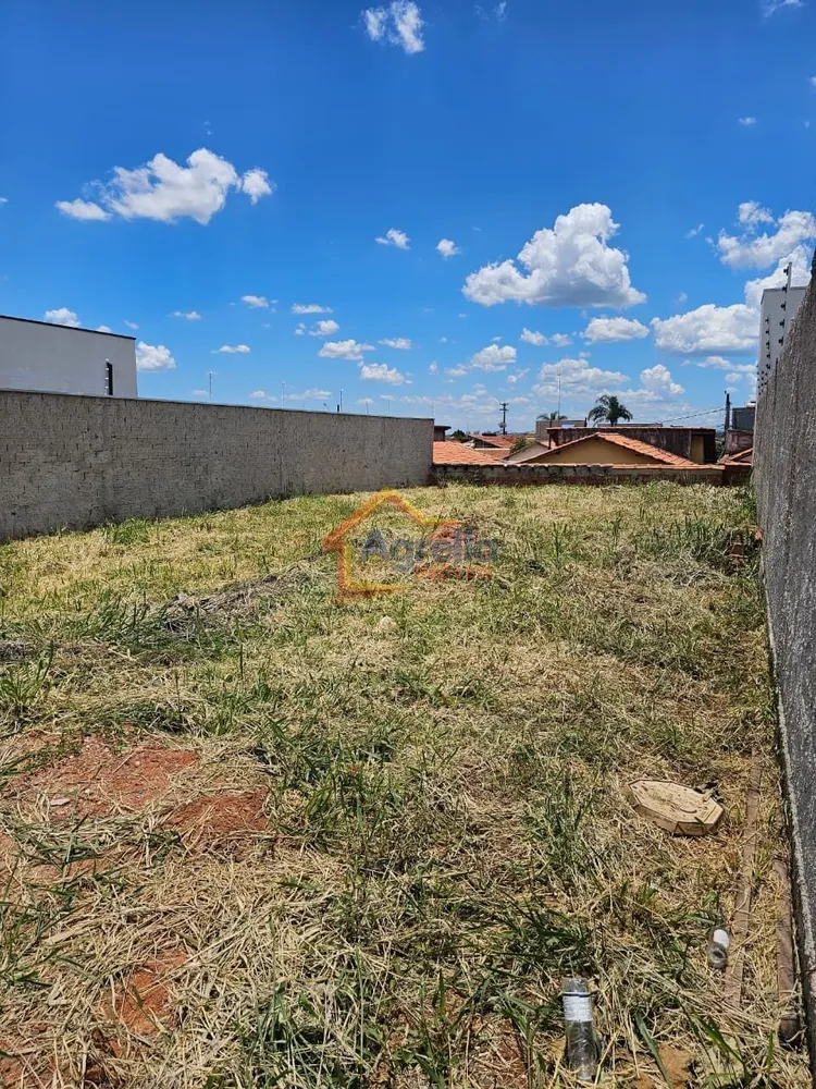 Terreno, 200 m² - Foto 1