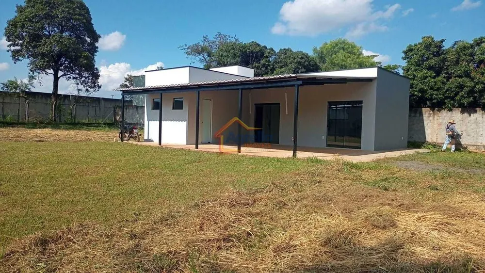 Chácara, 2 quartos, 1850 m² - Foto 1