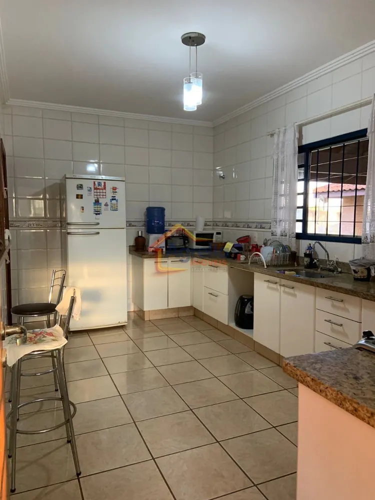 Chácara, 4 quartos, 450 m² - Foto 7