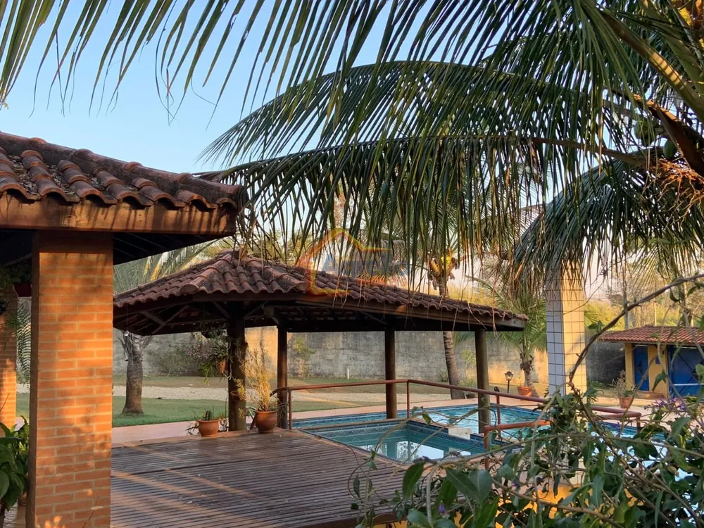 Chácara, 4 quartos, 450 m² - Foto 3