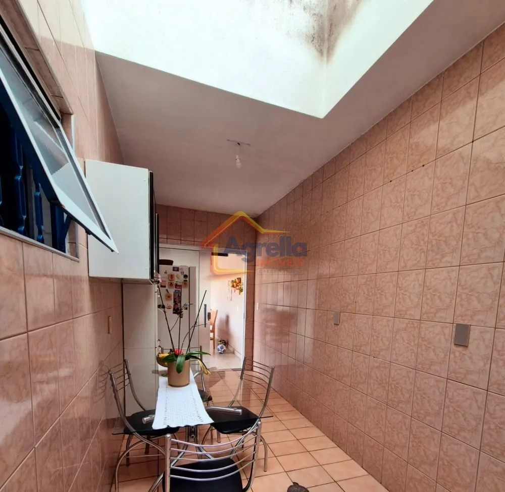 Casa, 3 quartos, 137 m² - Foto 4