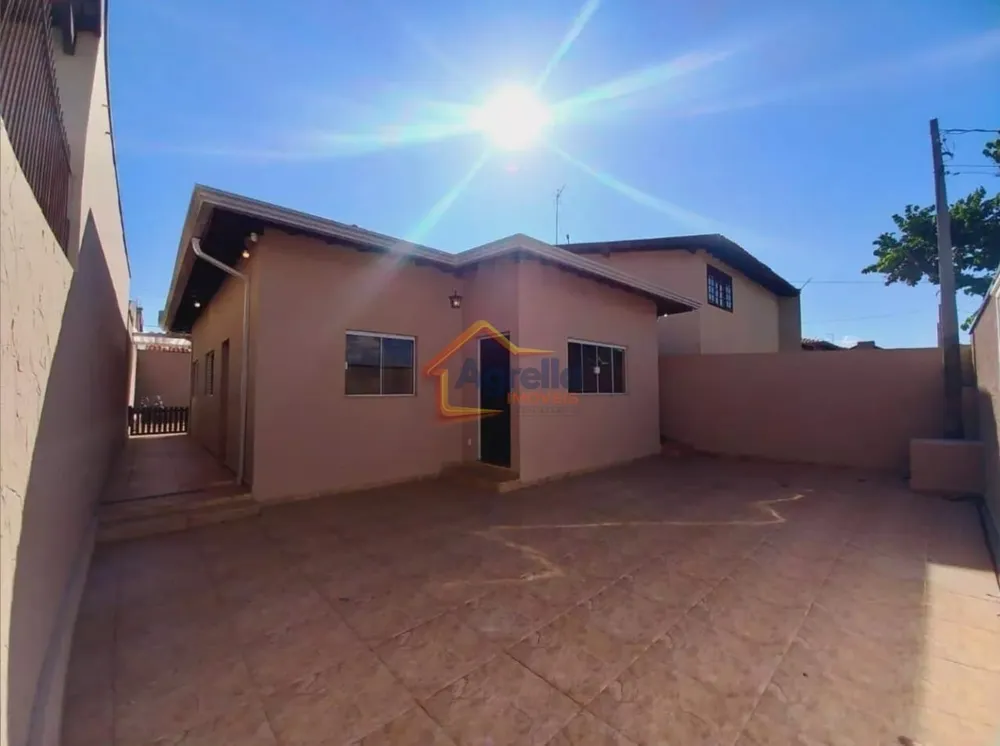 Casa, 3 quartos, 250 m² - Foto 1