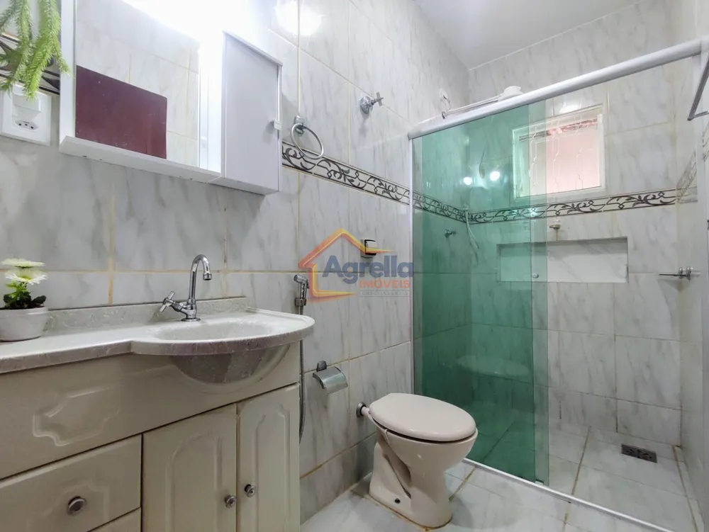 Casa, 3 quartos, 136 m² - Foto 2