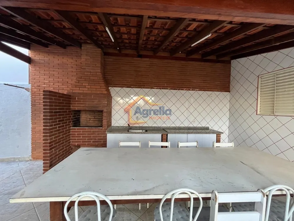 Casa, 3 quartos, 198 m² - Foto 4