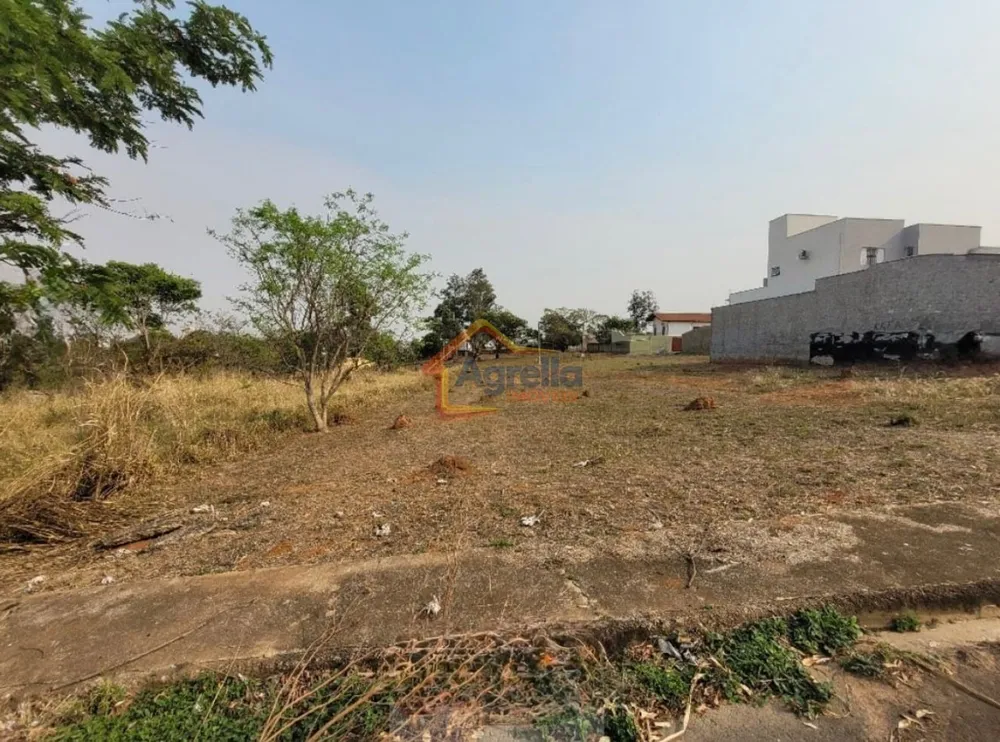 Terreno, 328 m² - Foto 1